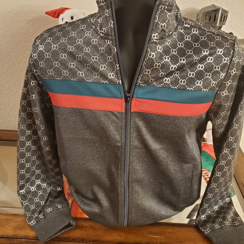 Jackets - Picture 4 of 7